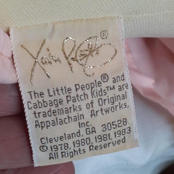 Cabbage patch doll - Picture 4 of 4